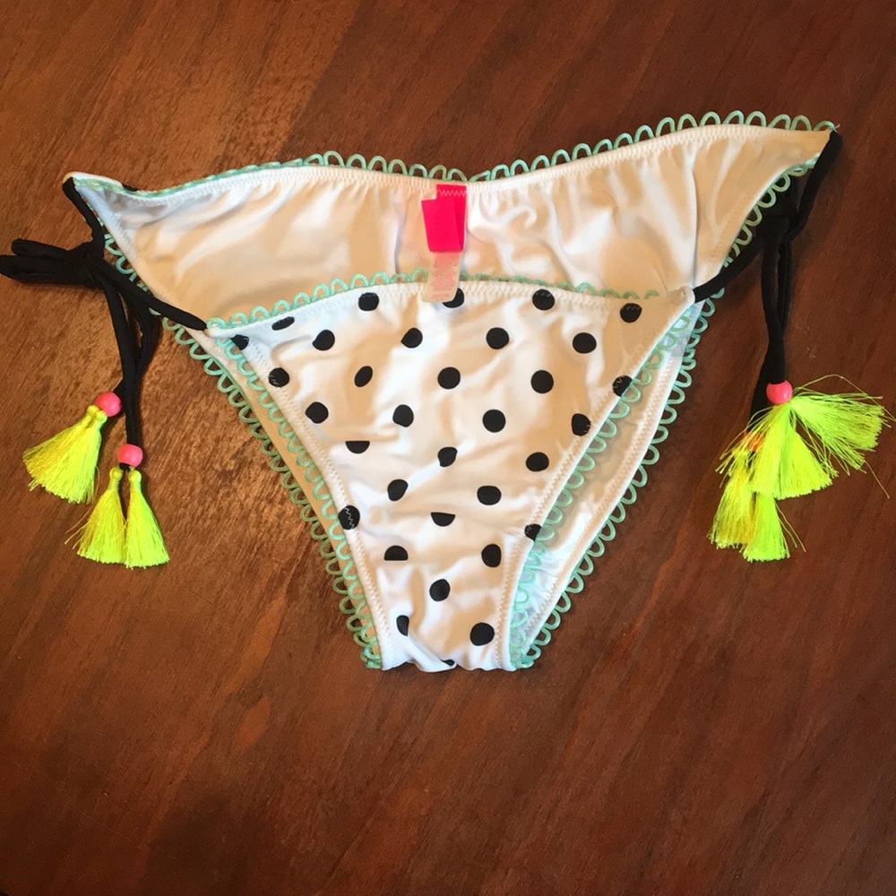 Victoria’s Secret Bikini Bottom